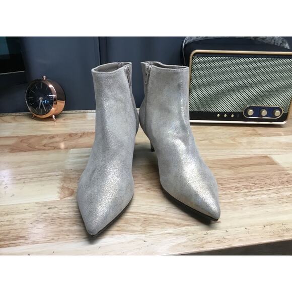 Cordani Vera Pelle Bootie Womens US 6 Gray Glitter Pointed Toe Ankle Kitten Heel - Picture 1 of 5